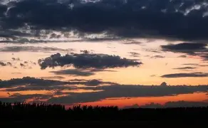 关于风云突变里昂窗口期迎来里程碑；社区盾版图或变；质疑声仍在；训练强度明显提升的信息-爱游戏体育平台