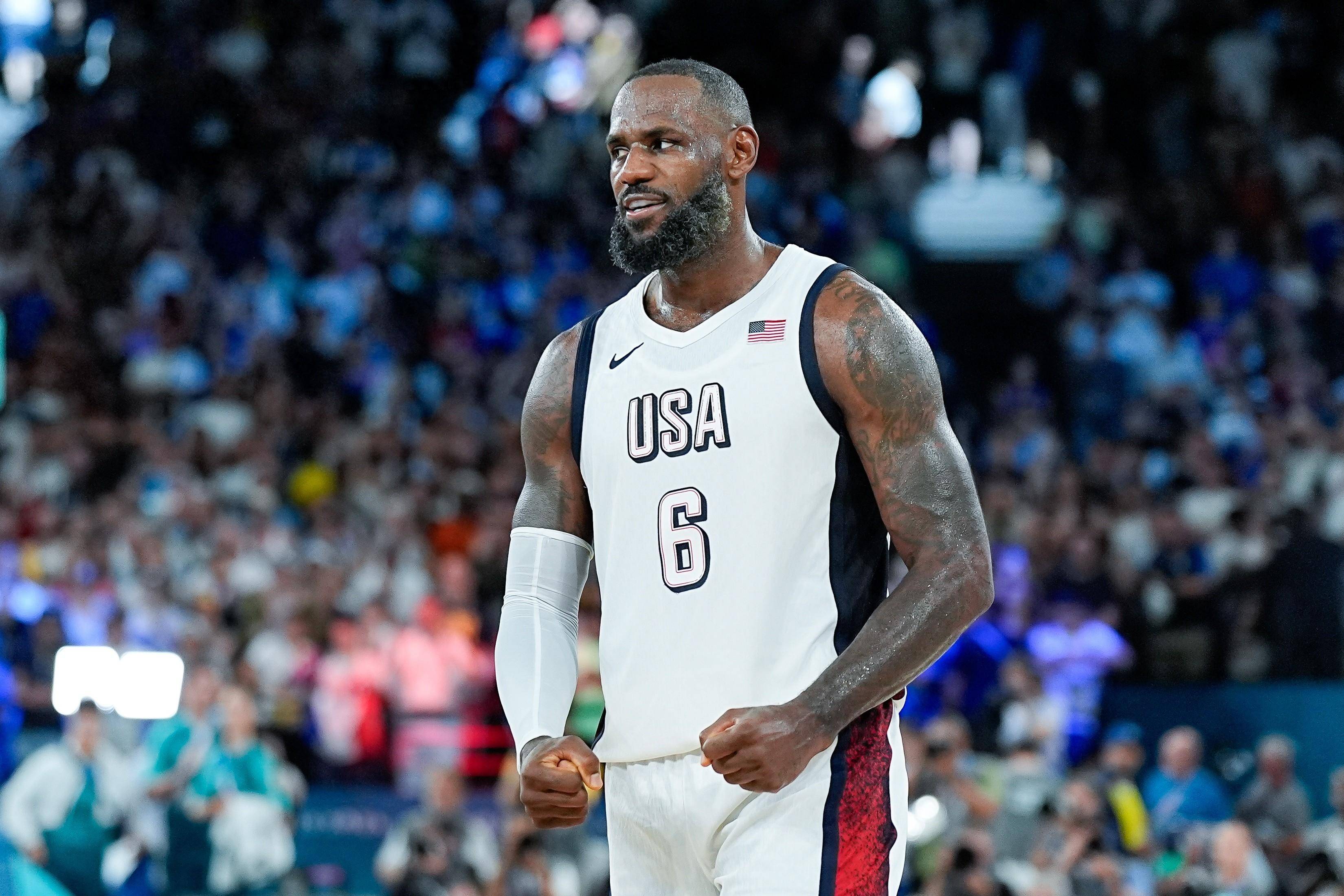 NBA季后赛赛程吃紧，广厦男篮今晚迎来里程碑，更衣室稳定，医务组通报恢复的简单介绍